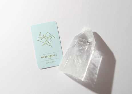 【INDEPENDENCE 自立（富を持つに値する）シジル封入 オリジナルカード付き❣️】ホワイトガーデン入り ハイクオリティ レムリアンクォーツ ポイント ※イベントクーポン使用不可