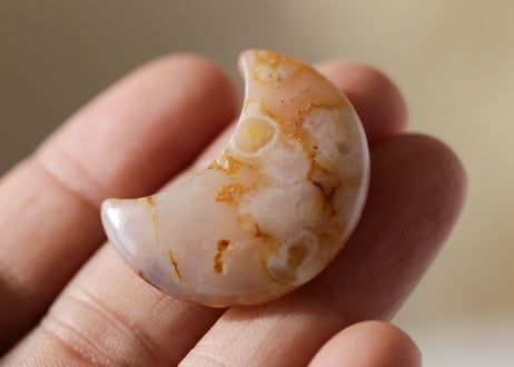 【個性】チェリーブロッサムアゲート 星と月