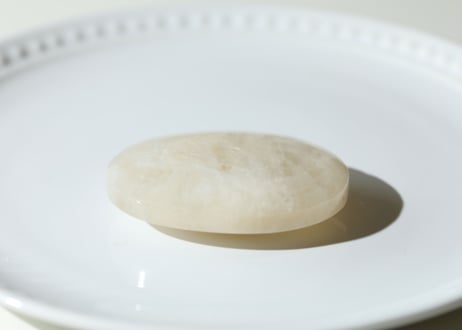 【ハイクオリティ】ムーンストーン 握り石