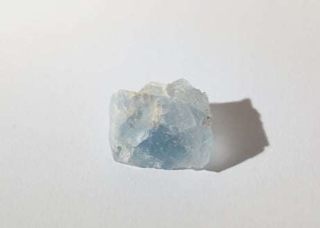【あなたが生まれた日の空】ブルーフローライト 原石