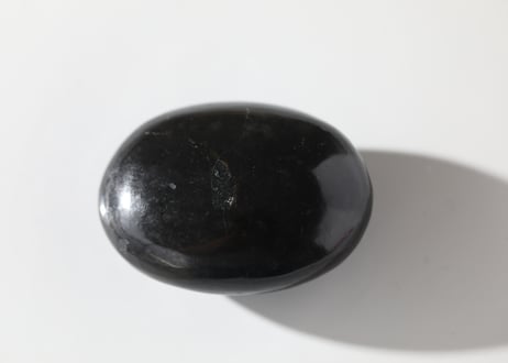 【静かに癒す】ブラックトルマリン 握り石