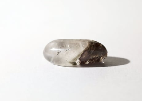 【精霊とともに】虹入り ガーデンクォーツ ルース