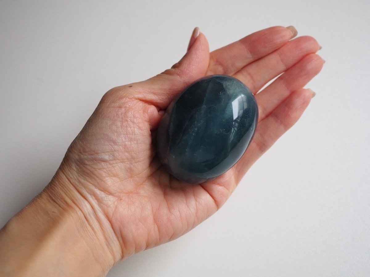 癒しとコミュニケーション】ブルーグリーンフローライト 握り石 | Y.S.Y24