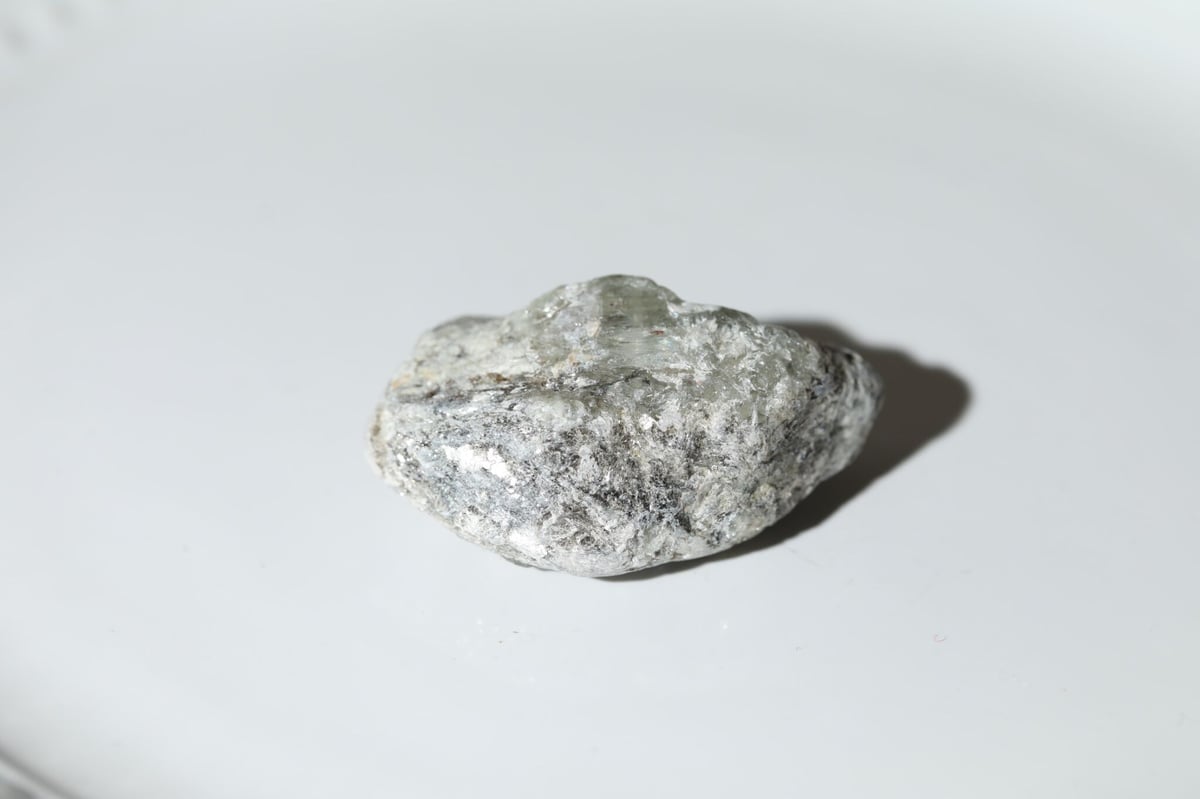 ロシア産 フェナカイト 虹入り シナジーpt ワールドラビリンスアゼツライト