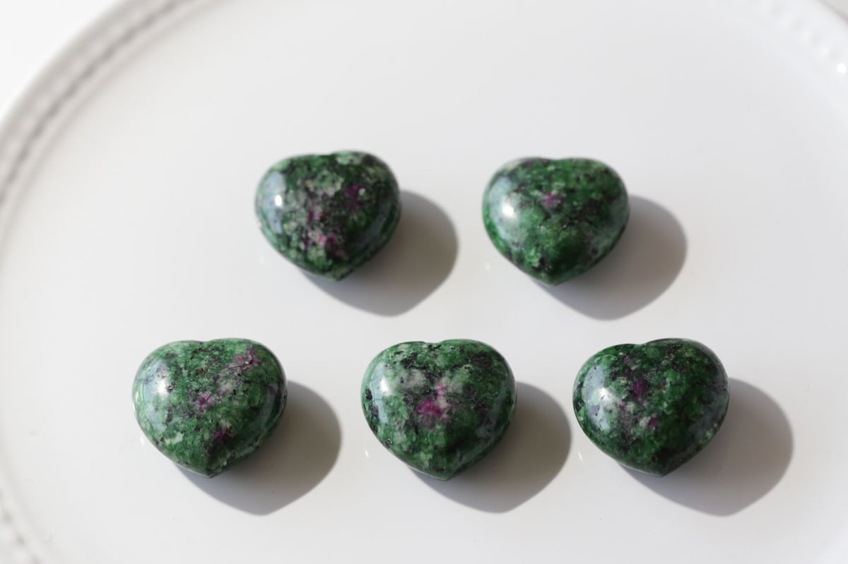 癒しのオルゴナイト❤️ルビーインゾイサイト＋モリオンのハート型♡ 癒しのオルゴナイト❤️ルビーインゾイサイト＋モリオンのハート型♡