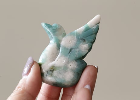 ブルーチェリーブロッサムアゲートの鳥　【石に願いを】