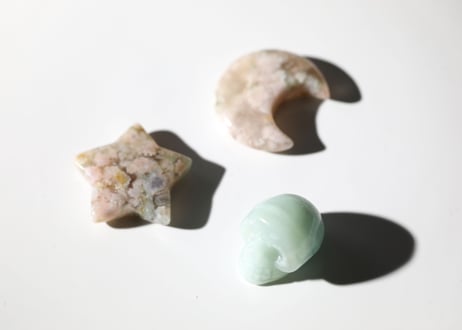 【スピリット達と遊ぶ】アマゾナイトとブルーチェリーブロッサムアゲートのスカルセットC