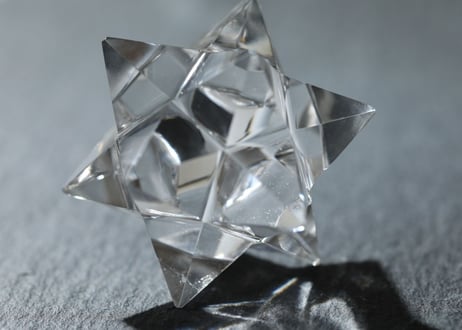 【聖なる守護者】ラクタの箱入り ガネッシュヒマール産 水晶 アステロイド