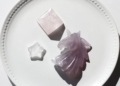 【石に願いを】出版記念！ ユニコーンとピラミッドのセット C