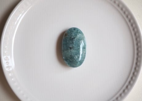 【鯨の愛】アクアマリンの握り石