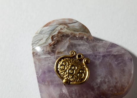 【HOME SWEET HOME ホームスウィートホーム（家内安全）シジル封入 オリジナルカード付き❣️】〈リメイク〉アメジスト＆アゲート ハート ※イベントクーポン使用不可