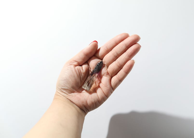 魔女の薬指】マダガスカル産 スーパーセブン エレスチャル | Y.S.Y24