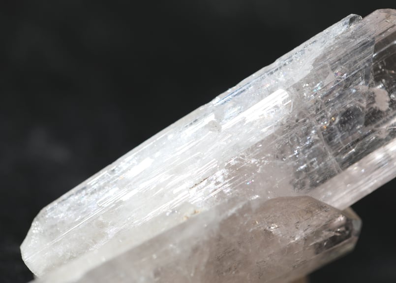 妖精の夢】虹入り ピンクダンビュライト | Y.S.Y24