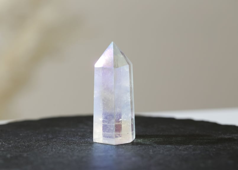 エンジェルオーラクリアクォーツ　スフィア　台座付き　天然石 エンジェルオーラクォーツ タワー57✧Aura Quartz ✧オーラ