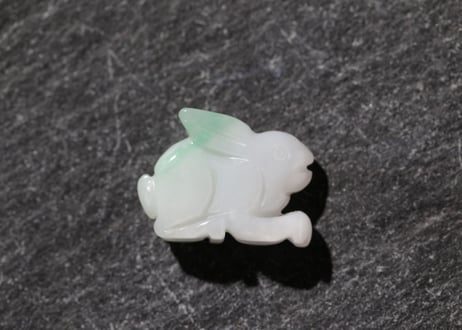 【風流】ミャンマー産本翡翠 うさぎ