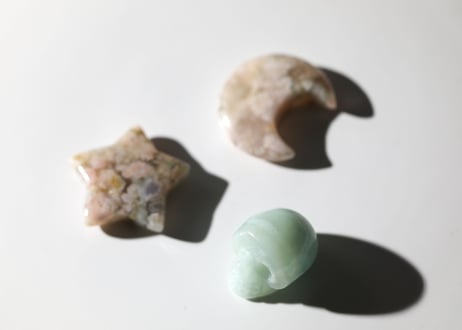 【スピリット達と遊ぶ】アマゾナイトとブルーチェリーブロッサムアゲートのスカルセットC