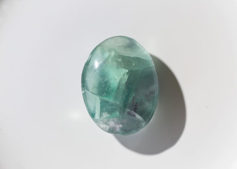 グリーンフローライトの握り石 【想像力】 | Y.S.Y24