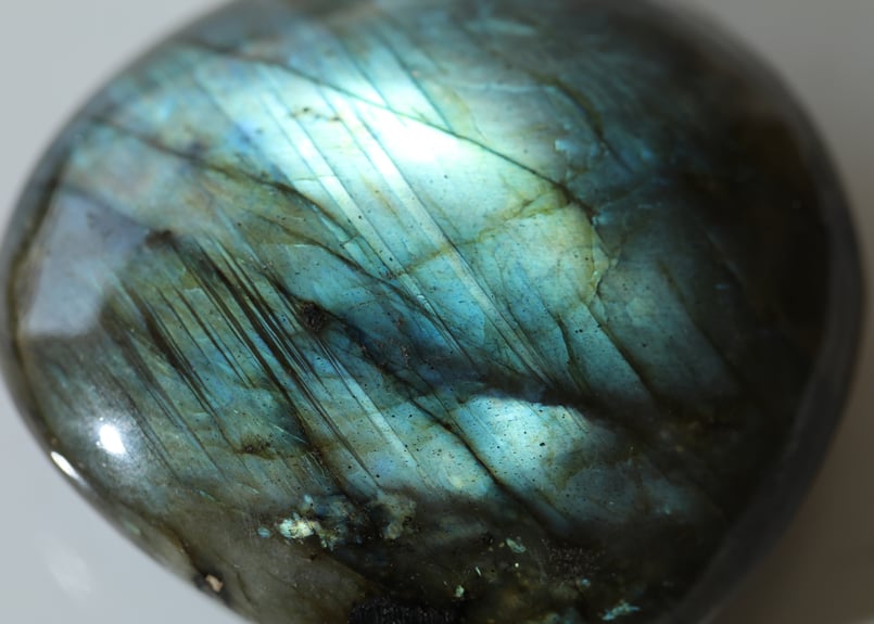 龍を呼ぶ石】ラブラドライト | Y.S.Y24