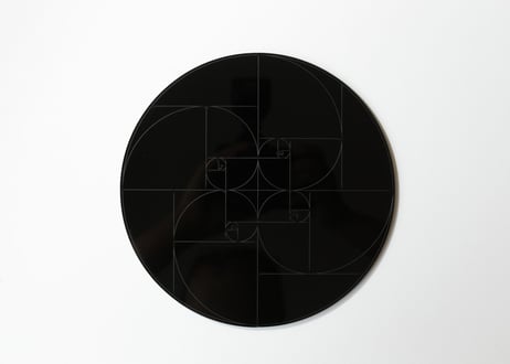 黄金比プレート　ブラック　20cm