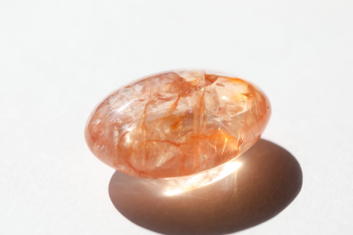 進化を遂げる】ヘマタイトインクォーツ タンブル | Y.S.Y24