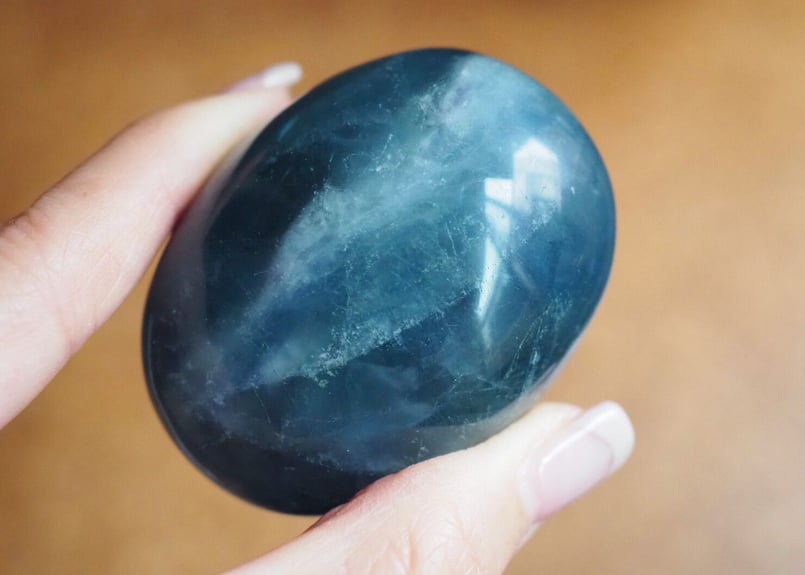 癒しとコミュニケーション】ブルーグリーンフローライト 握り石 | Y.S.Y24