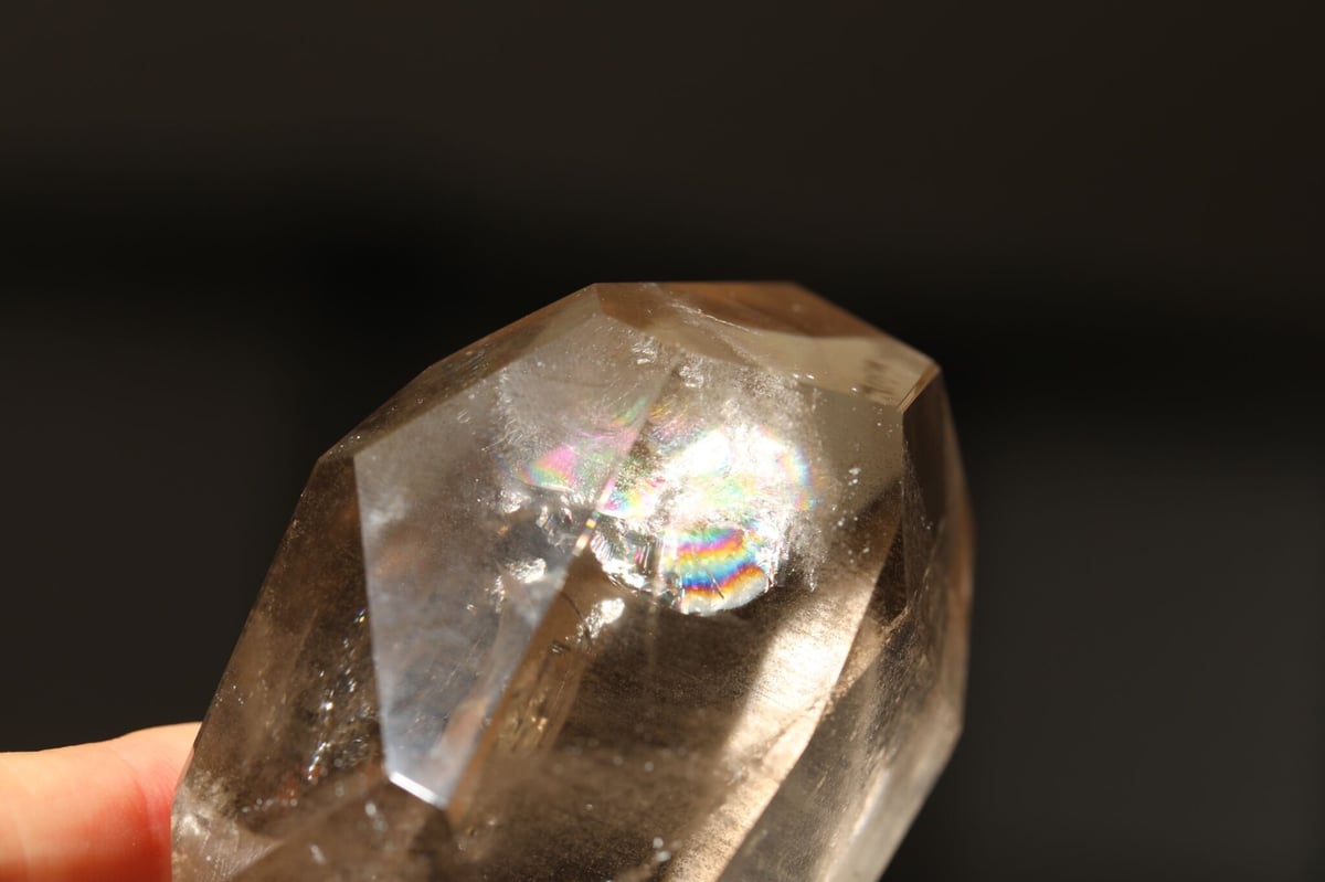 虹 スモーキークォーツ フリーフォーム 特大 天然石 煙水晶 【公式通販】