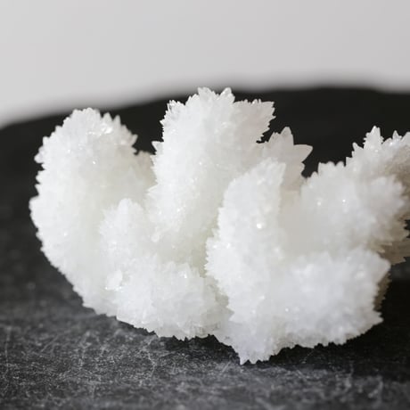 ホワイトアラゴナイト | STORES