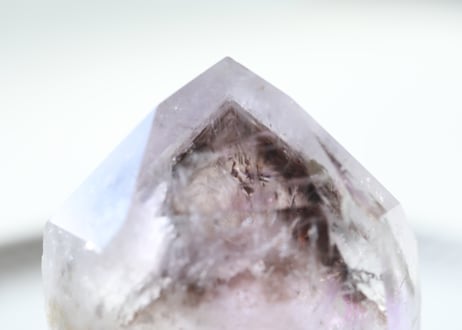 【悠久の時と共に】虹入り トリコロール水晶 スーパーファントム