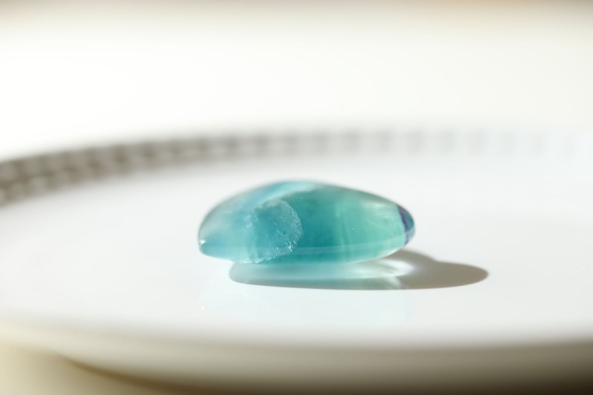 透明な海】虹入り ブルーフローライト ハート | Y.S.Y24 