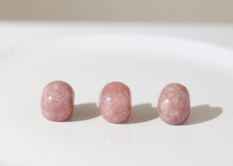【愛される】ストロベリークォーツ スカル（1個）