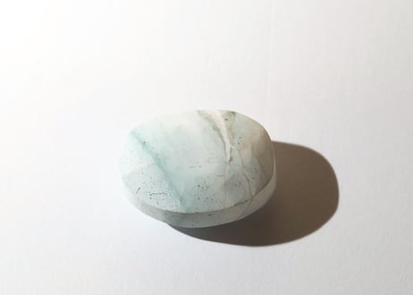 【ユニコーンの足跡】ユニコーンジャスパー 握り石