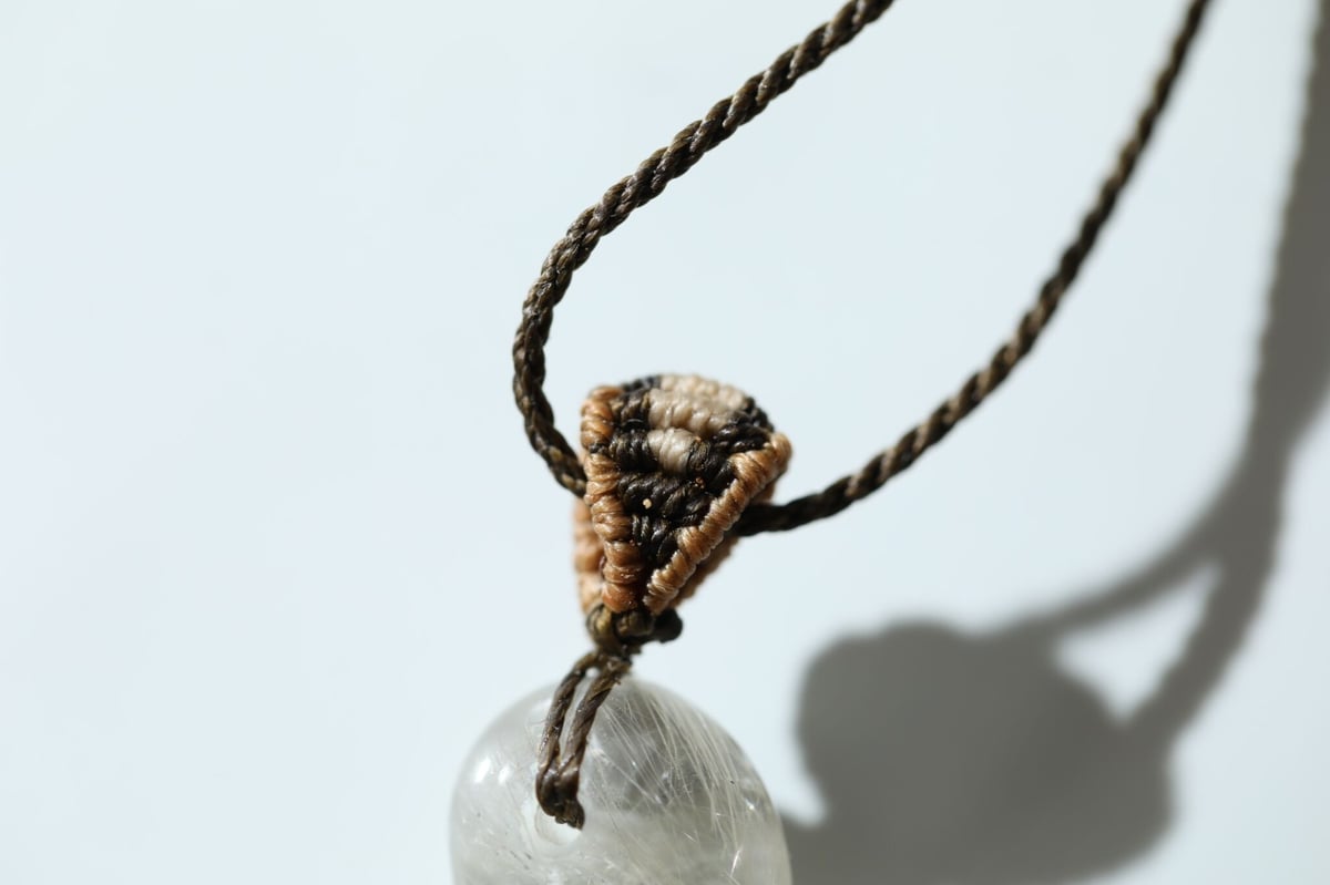 ガネッシュヒマール産水晶ネックレス 浄化アイテム付き ガネッシュヒマール産水晶ネックレス 浄化アイテム付き ガネッシュ