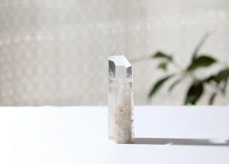 【CHAOSCLEARING カオス解消（自分を超えて成長する）シジル封入 オリジナルカード付き❣️】虹入り ホワイトガーデンクォーツ ワンド ※イベントクーポン使用不可