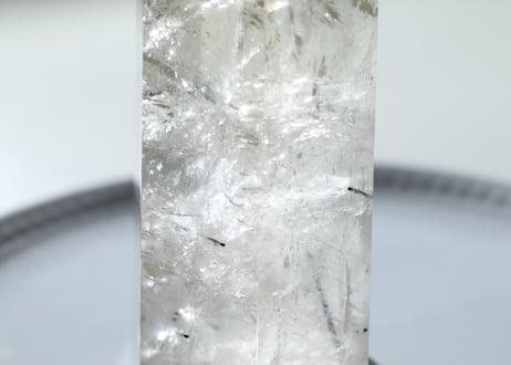 【神聖なる光の柱】虹入りスモーキーブラックトルマリンインクォーツ
