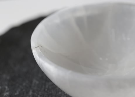 【大切な場所】セレナイトの器(L)