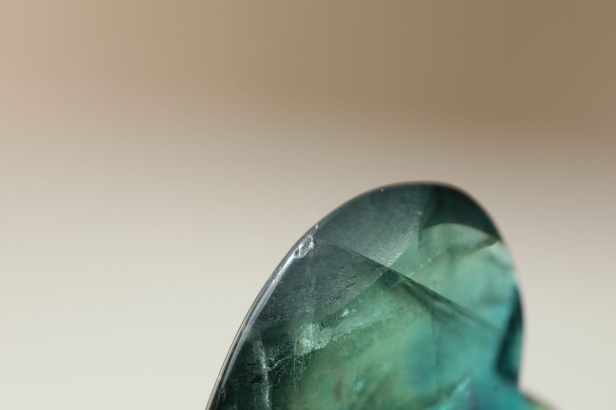 Hawaii】虹入りフローライト ハート | Y.S.Y24