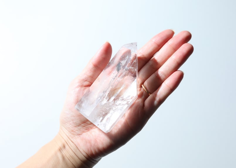 内なる光】トカンティンス産 虹入りクリアクォーツ ポイント | Y.S.Y24