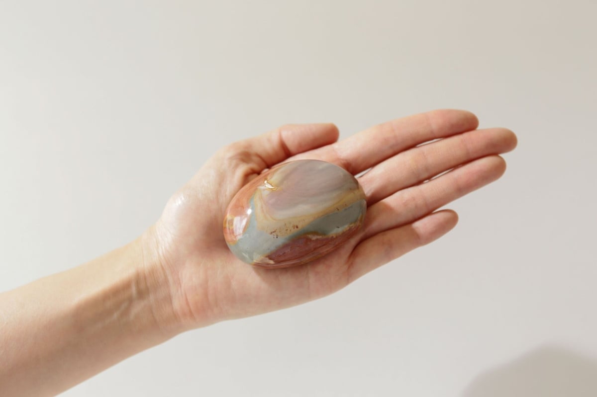 ポリクロームジャスパーの握り石 【colorful】 | Y.S.Y24