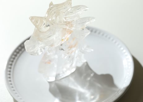 【偉大なるユニコーン】虹入りクリアクォーツ with ヘマタイト ユニコーン