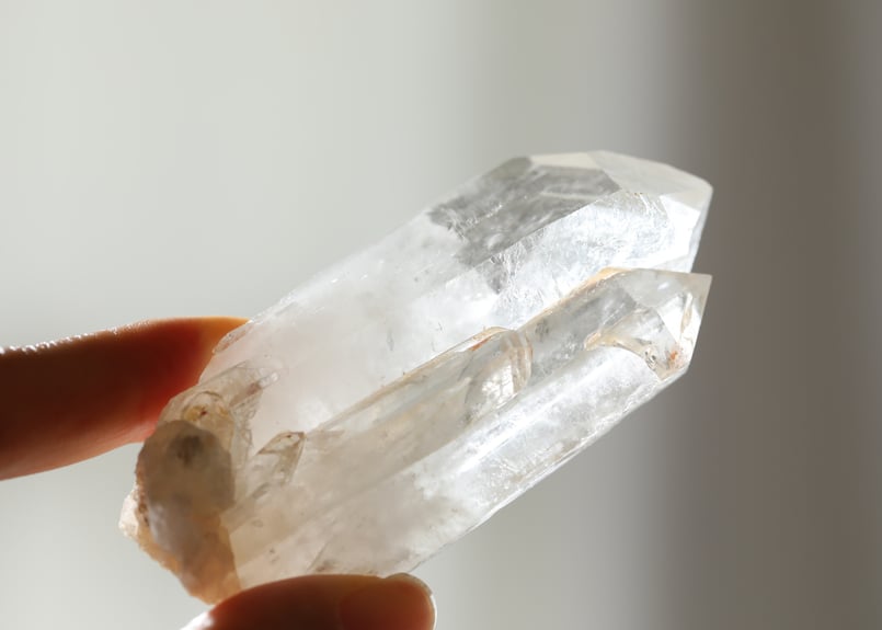 モンドクォーツ　タンザニアマスタークリスタル　透明度抜群！！　　アフリカ産水晶 タンザニア産 モンドクォーツ ポイント 大型 / Mondo Quartz