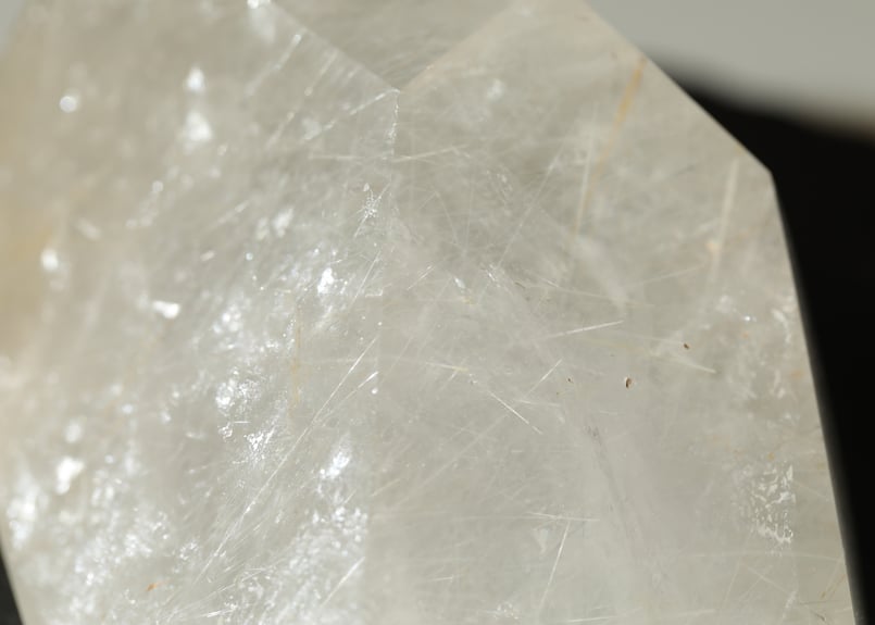 天使と仲良くなる】ホワイトルチルクォーツ フリーフォーム