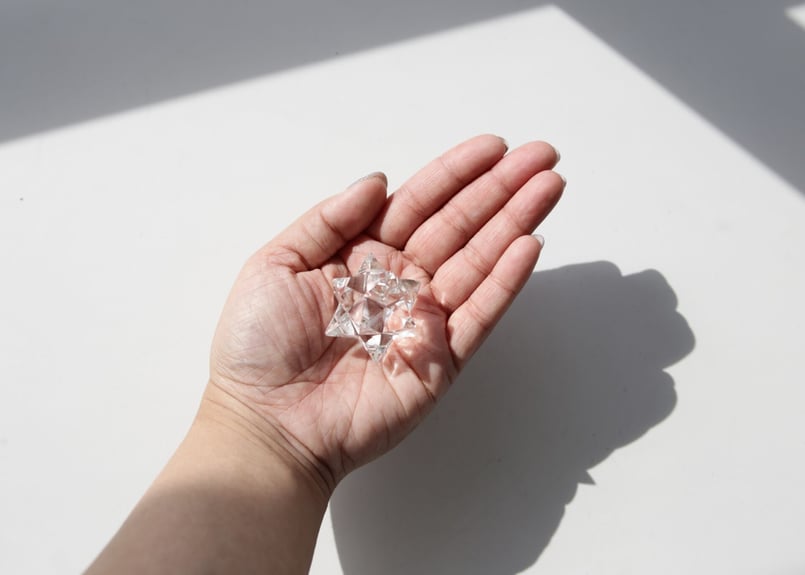 ガネッシュヒマール産水晶 アステロイド ラクタの箱付き ガネッシュヒマール産水晶 アステロイド ラクタの箱付き