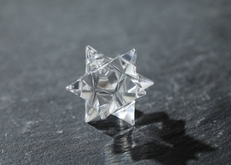 【ascension】ラクタの箱入り ガネッシュヒマール産 水晶 アステロイド