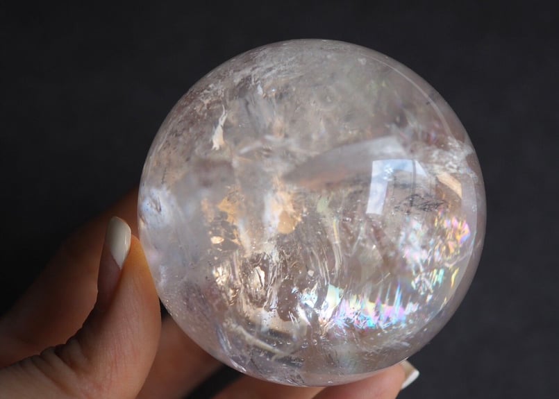 神の色】ブラジル産 虹入りクリアクォーツ スフィア | Y.S.Y24