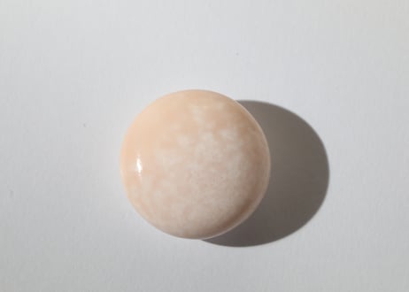 【あなたを天使にする石】ピンク＆ホワイトスコレサイト 握り石