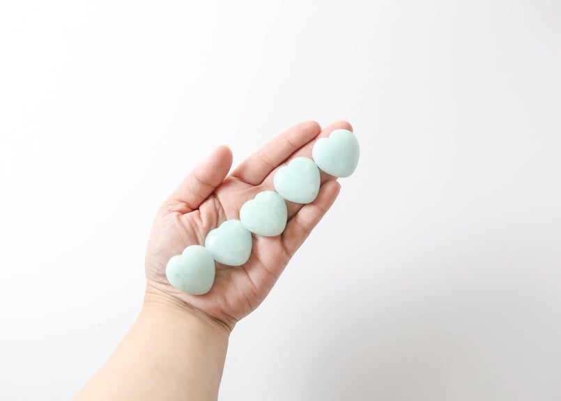 イーダーオーバーシュタイン磨きのアクアマリン（ぷっくらハート） イーダーオーバーシュタイン磨きのアクアマリン（ぷっくらハート）