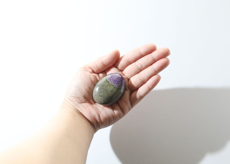 聖なる記憶】アトランティサイト 小さな握り石 | Y.S.Y24