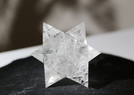 【魂からのメッセージ】ブラジル産 虹入り クリアクォーツ アステロイド
