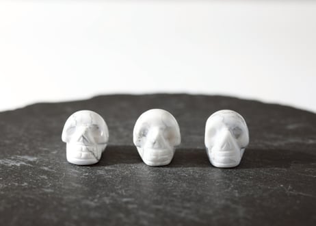 【心をきれいにする】ハウライト ミニスカル