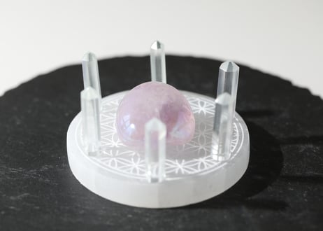 【聖なる気付き】グリーンアメジスト＆エンジェルオーラ アメジストの神聖な祭壇